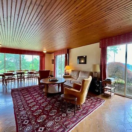 Hébergement de vacances Les Brimbelles - Maison Spacieuse En Pleine Nature Champdray