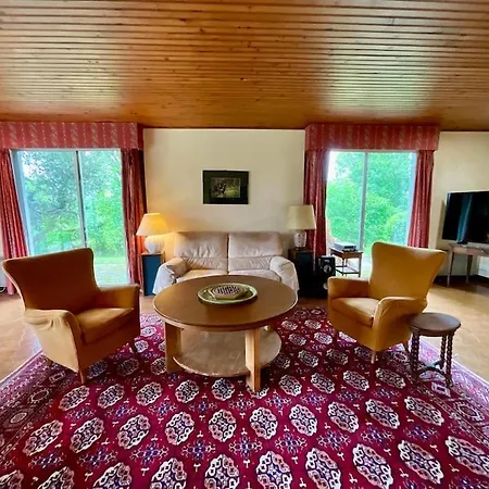 Les Brimbelles - Maison Spacieuse En Pleine Nature Champdray