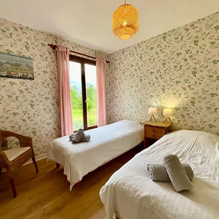 Hébergement de vacances Les Brimbelles - Maison Spacieuse En Pleine Nature *